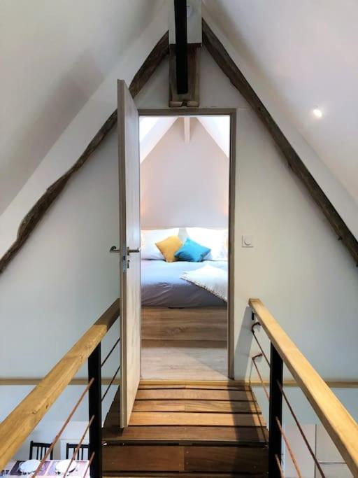 Appartement Au Calme Entre Terre Et Mer. Proche Honfleur バヌルヴィル・ラ・ベルトラン エクステリア 写真